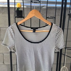 ‼️SOLD‼️STRIPED - CROP TOP
